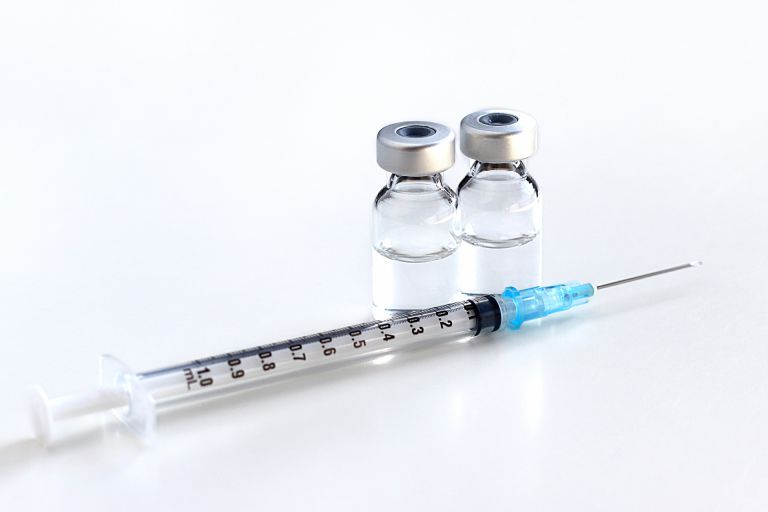 フランスの積極的なワクチン普及：健康増進への取り組み